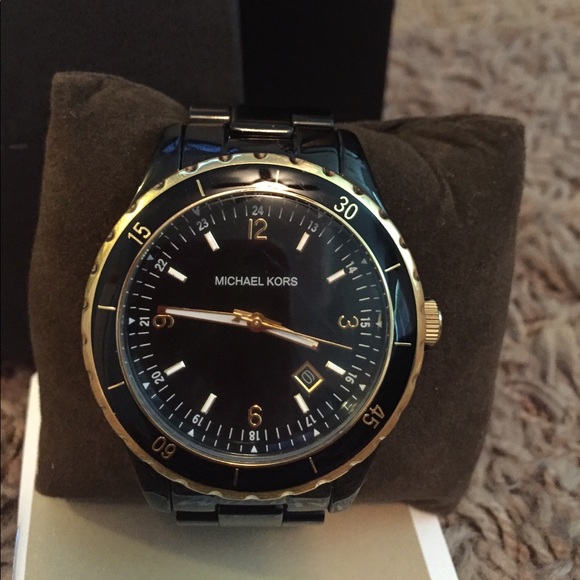 Michael kors black watch - Picture 2 of 7